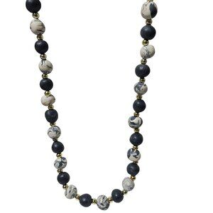 Elegant Handmade Black White Beaded Necklace Retro Fashion Jewelry Women